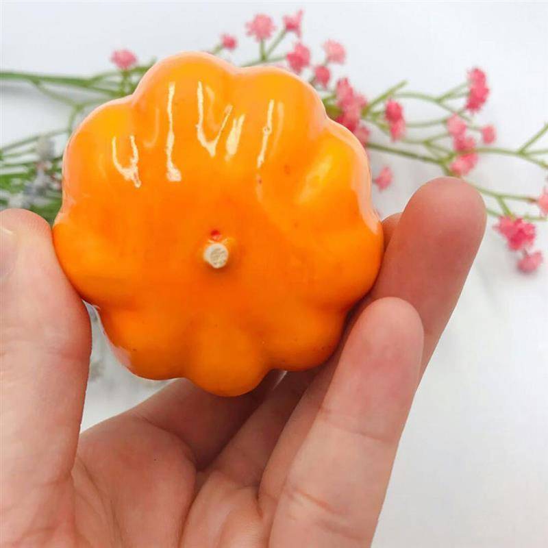 6pcs Artificial Pumpkins