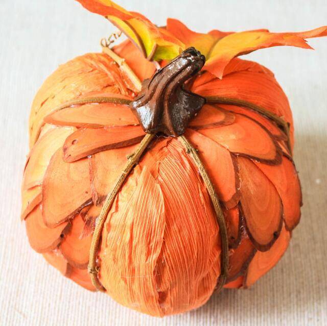 5.5" Rustic Pumpkins